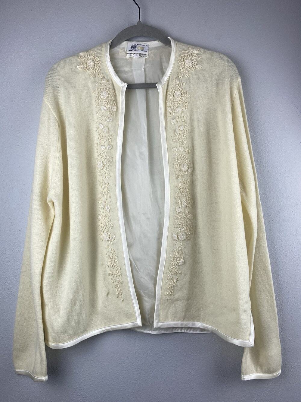 Vtg Cecile 1950’s Sz 42 (US 10-12) Cream Lnd LS Lambswool, Angora Blnd Emb Cardi